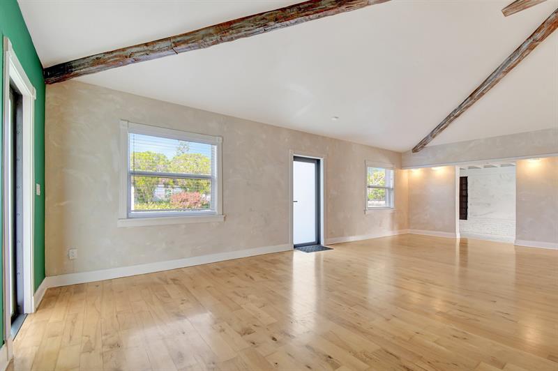 Image 3 of 35 For 1448 Funston St