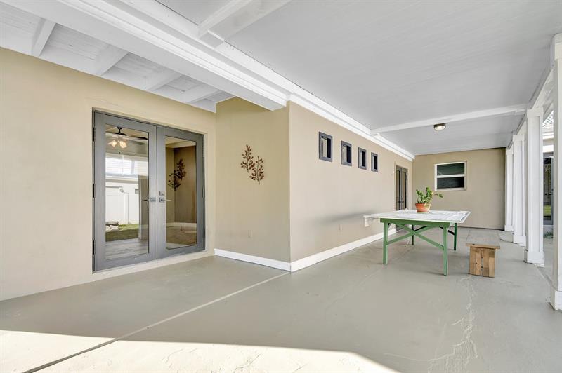 Image 32 of 35 For 1448 Funston St