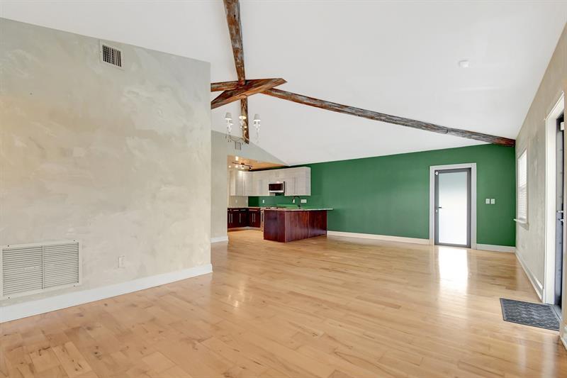 Image 4 of 35 For 1448 Funston St