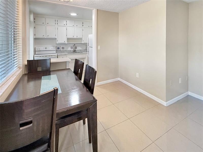 Image 6 of 28 For 2400 9th St  301