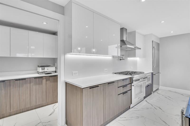 Image 24 of 36 For 1507 15th Street  302
