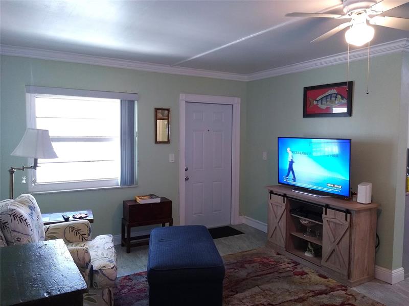 Image 11 of 36 For 2010 Fillmore St  303