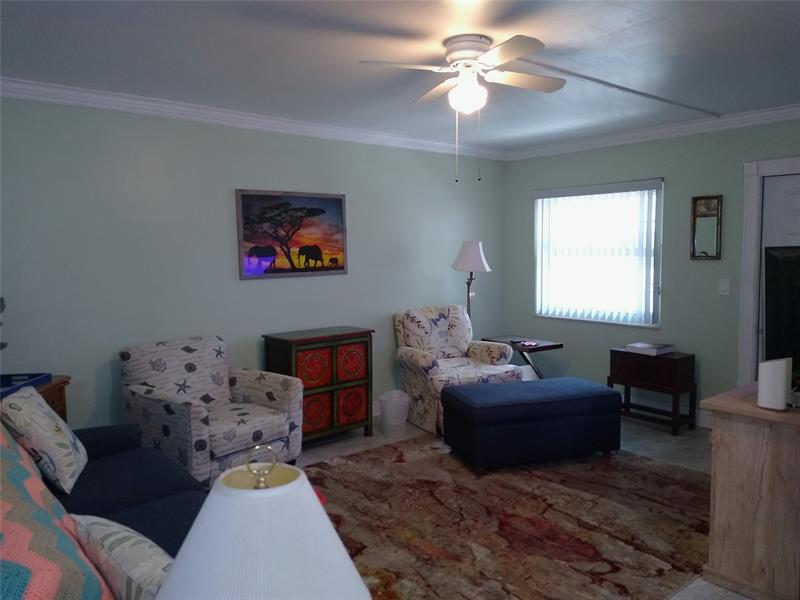 Image 12 of 36 For 2010 Fillmore St  303