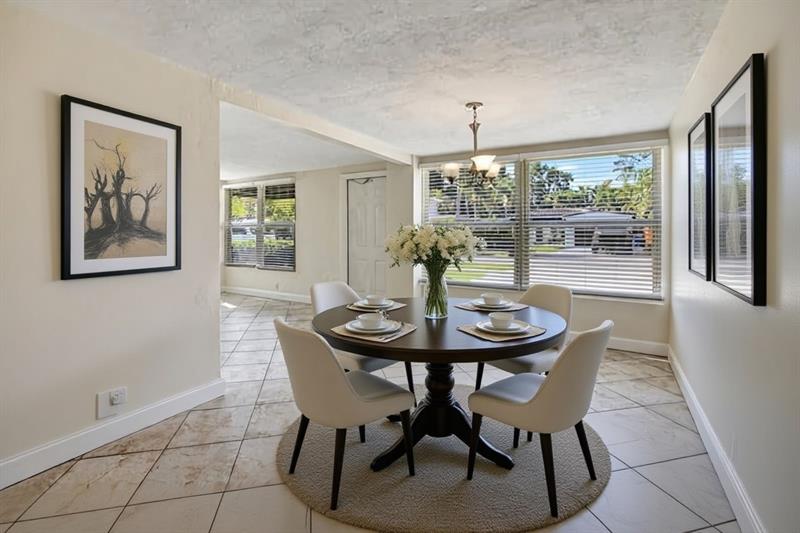 Image 15 of 45 For 933 19th St  