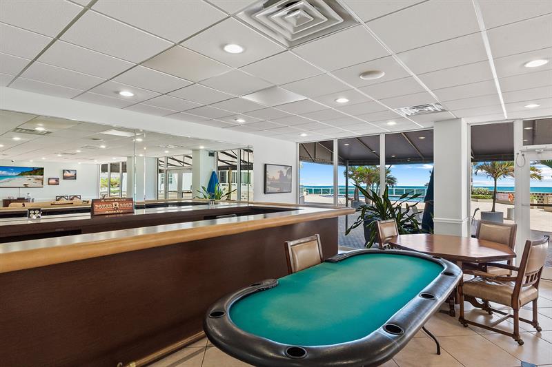 Image 33 of 46 For 3700 Galt Ocean Dr  702