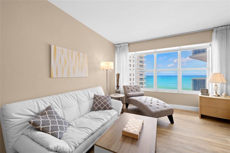 Image 5 of 46 For 3700 Galt Ocean Dr  702