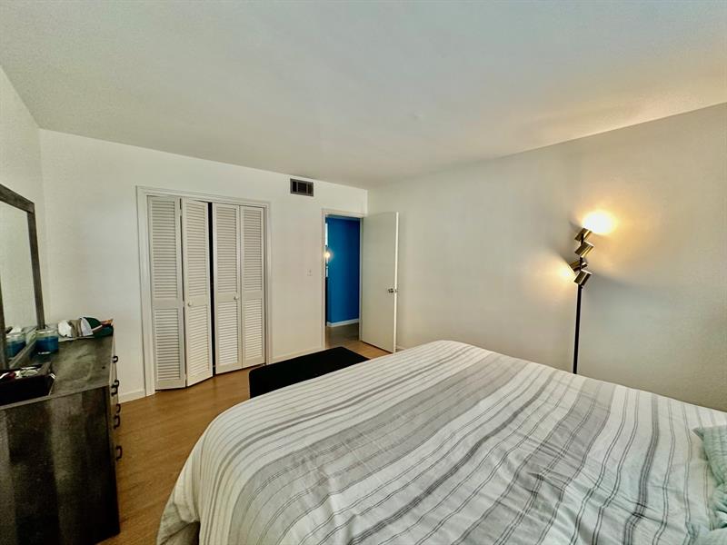 Image 6 of 12 For 1821 62nd St  301
