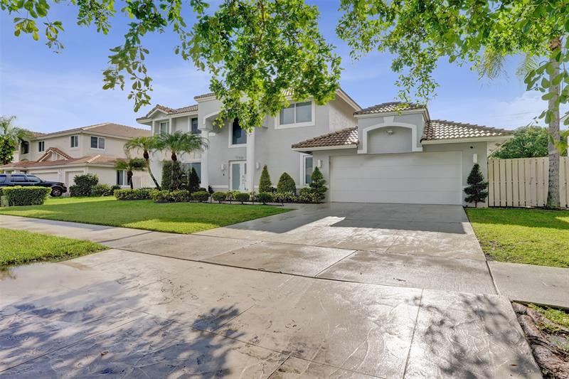 Details for 930 Greenbriar Ave, Davie, FL 33325