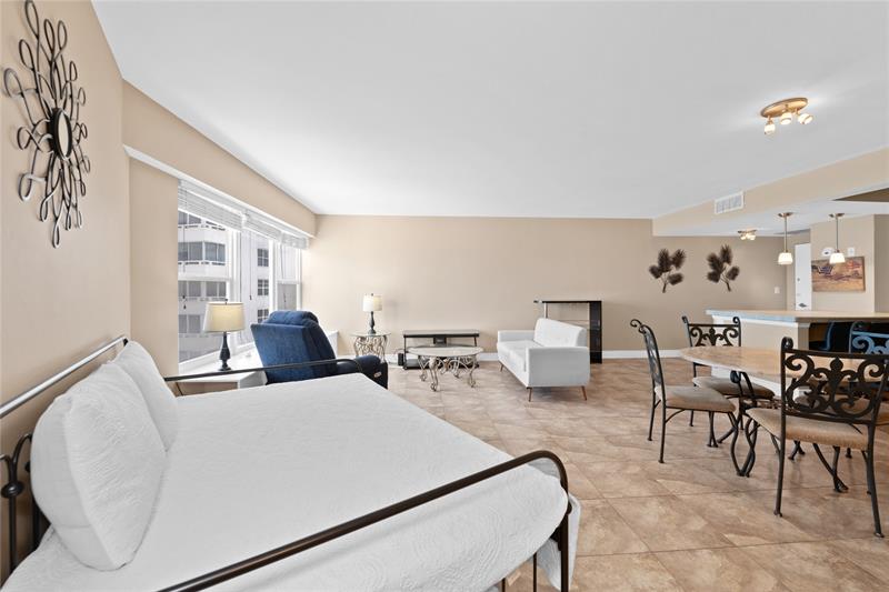 Image 13 of 48 For 3700 Galt Ocean Dr  409