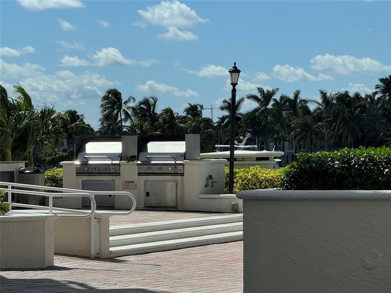 Image 11 of 49 For 1 Las Olas Cir  307