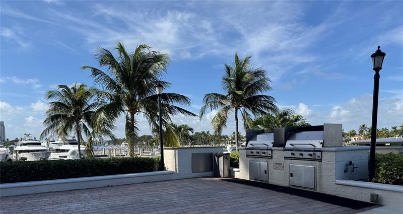 Image 12 of 49 For 1 Las Olas Cir  307