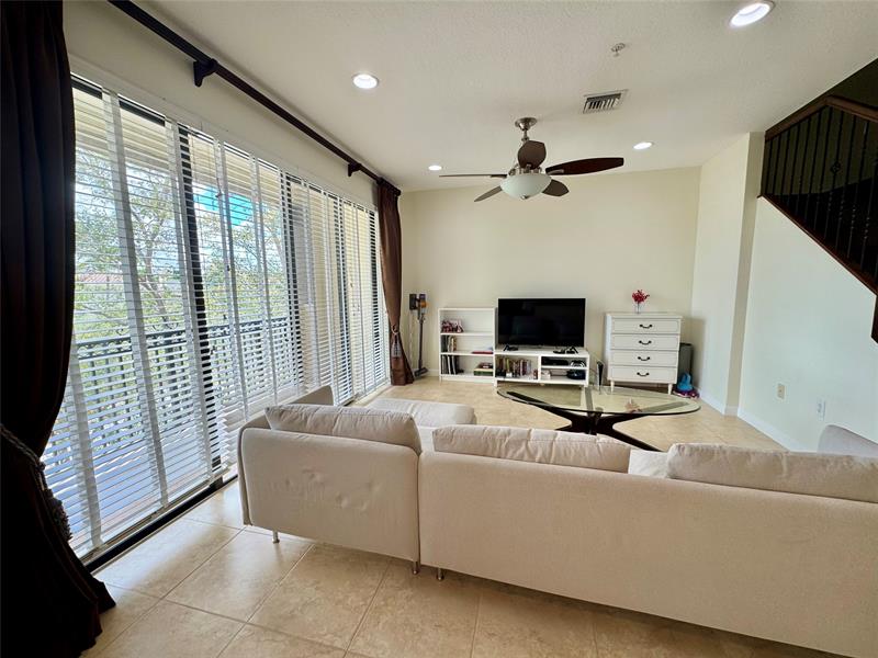 Image 3 of 20 For 3055 126th Ave  304