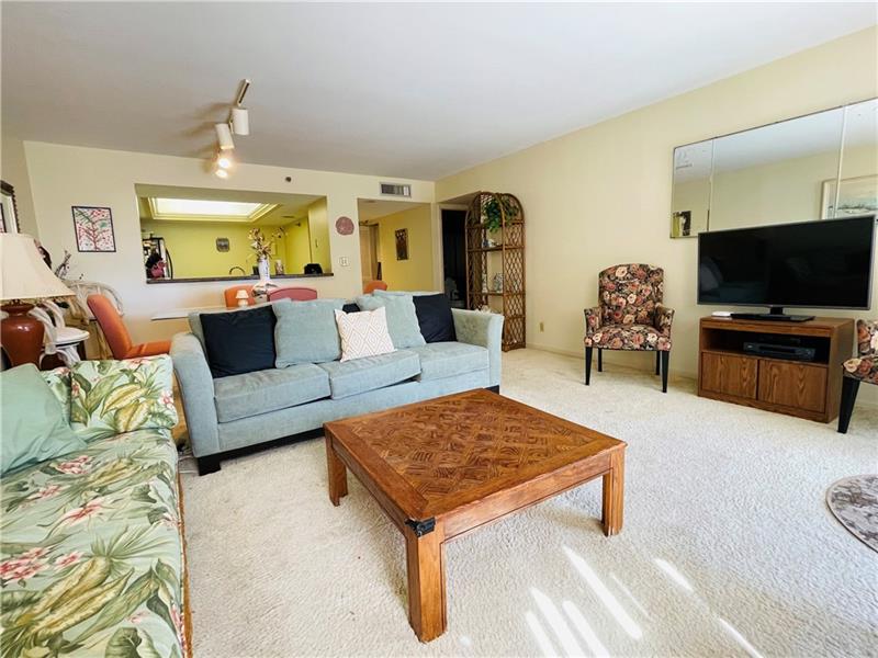 Image 15 of 51 For 2900 14th Street Cswy  514