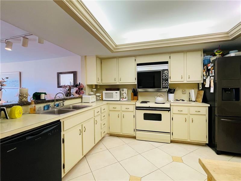 Image 7 of 51 For 2900 14th Street Cswy  514