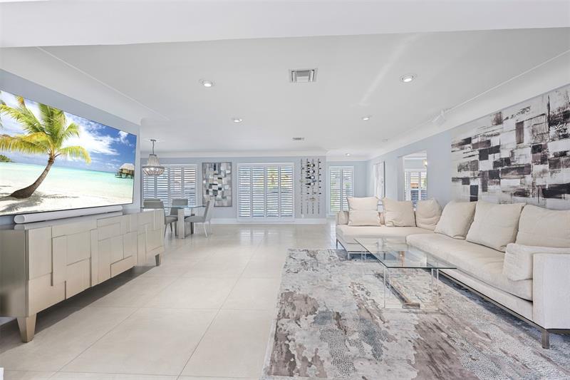 Image 21 of 71 For 2330 35th St