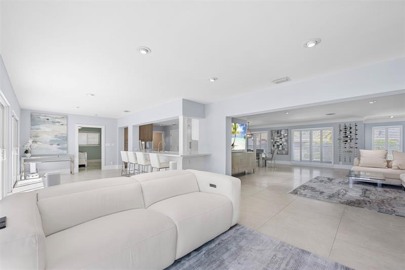 Image 22 of 71 For 2330 35th St