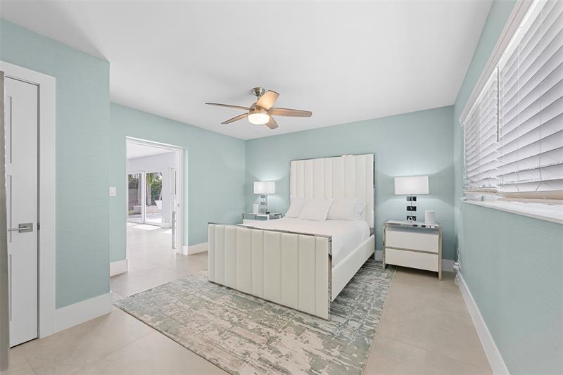 Image 28 of 71 For 2330 35th St