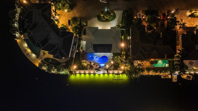 Image 3 of 71 For 2330 35th St