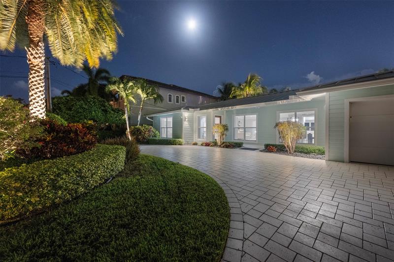 Image 43 of 71 For 2330 35th St