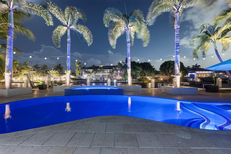 Image 44 of 71 For 2330 35th St