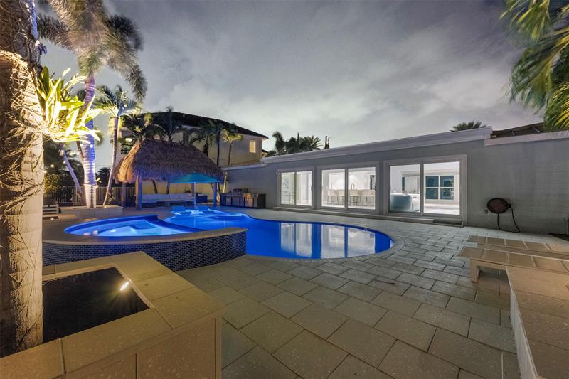 Image 45 of 71 For 2330 35th St