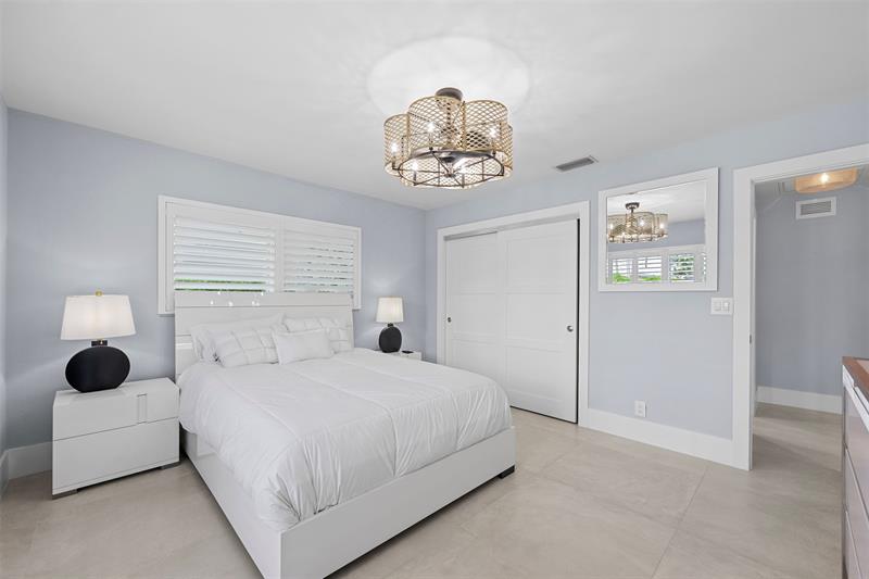 Image 55 of 71 For 2330 35th St