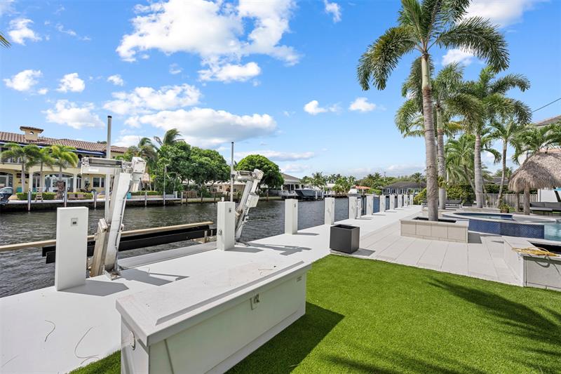 Image 61 of 71 For 2330 35th St