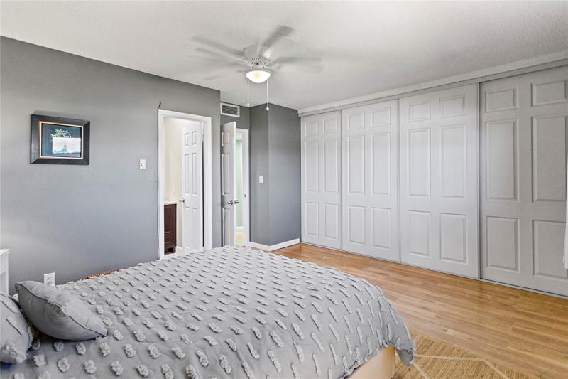 Image 16 of 56 For 3501 47th Ave  614