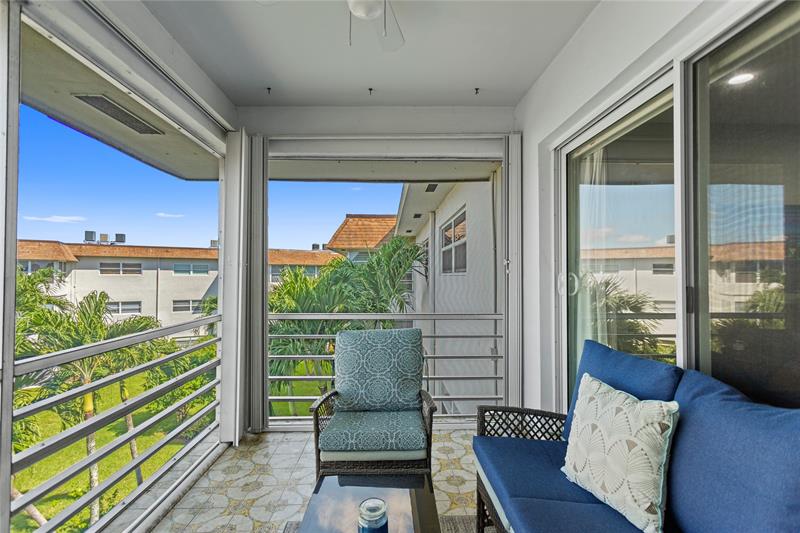 Image 21 of 56 For 3501 47th Ave  614