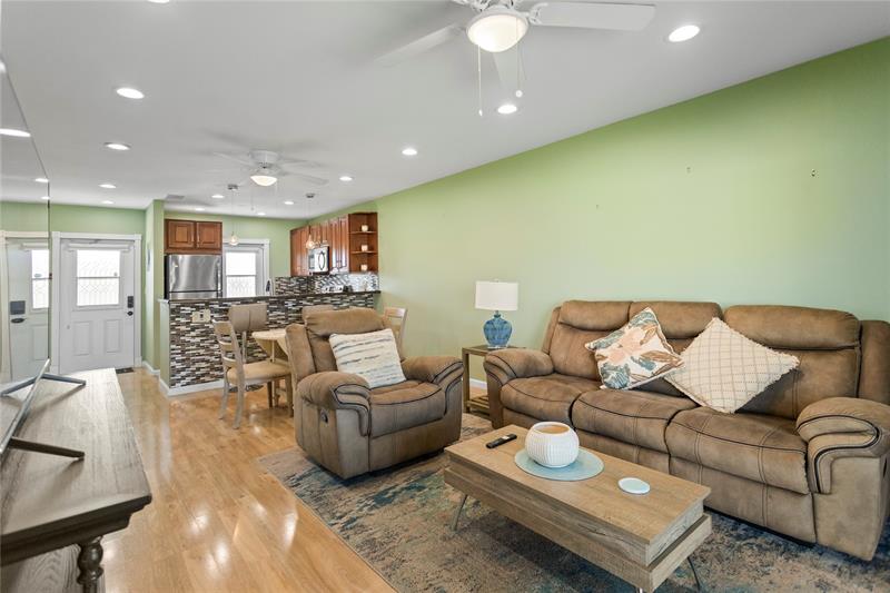 Image 41 of 56 For 3501 47th Ave  614