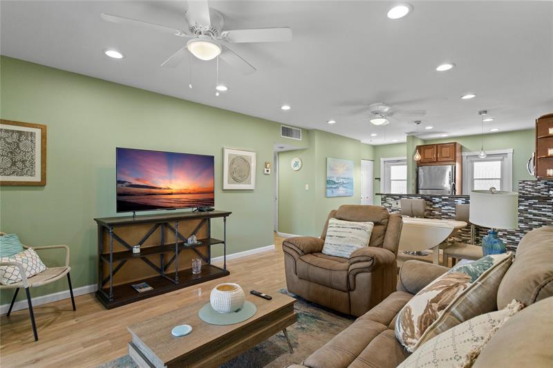 Image 42 of 56 For 3501 47th Ave  614