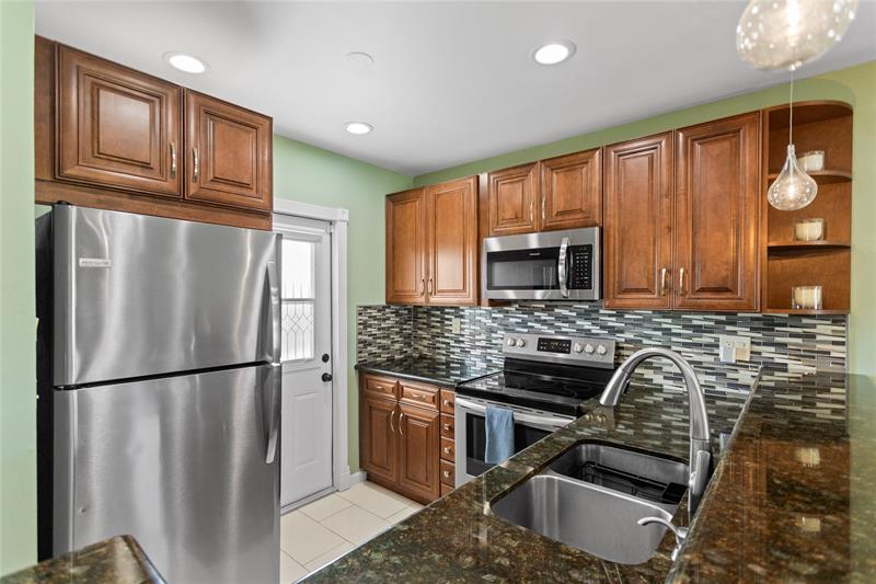 Image 44 of 56 For 3501 47th Ave  614