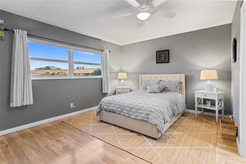 Image 8 of 56 For 3501 47th Ave  614