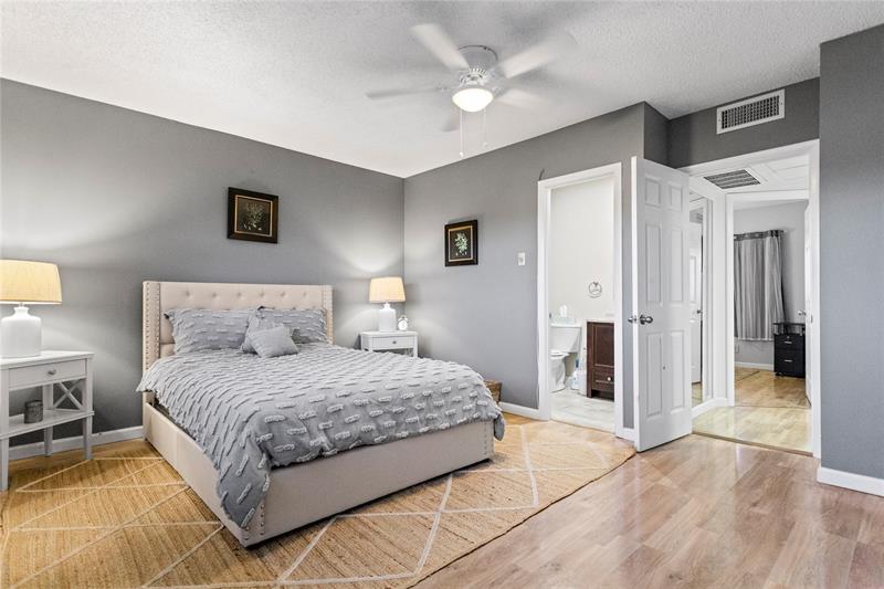 Image 9 of 56 For 3501 47th Ave  614