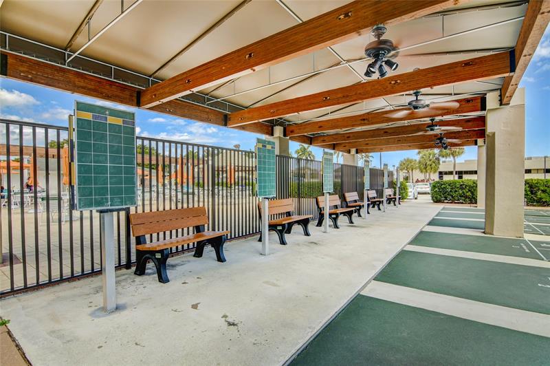 Image 22 of 65 For 2901 Victoria Cir  M4