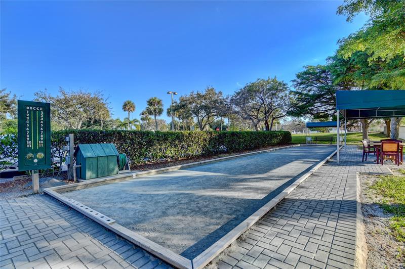 Image 36 of 65 For 2901 Victoria Cir  M4