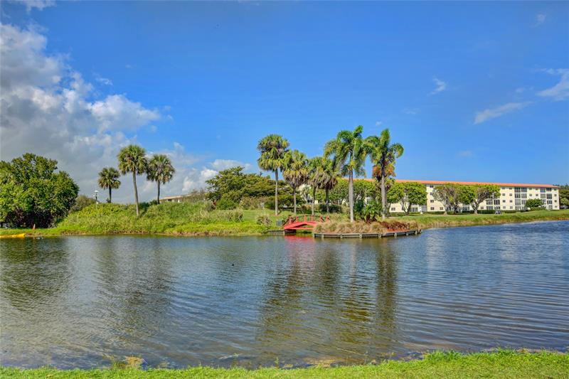 Image 38 of 65 For 2901 Victoria Cir  M4