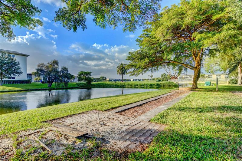 Image 57 of 65 For 2901 Victoria Cir  M4