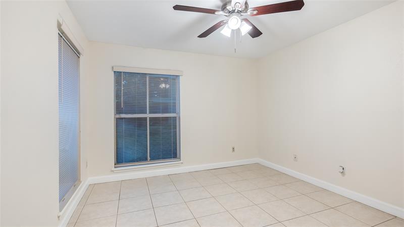 Image 24 of 31 For 875 Riverside Dr  717