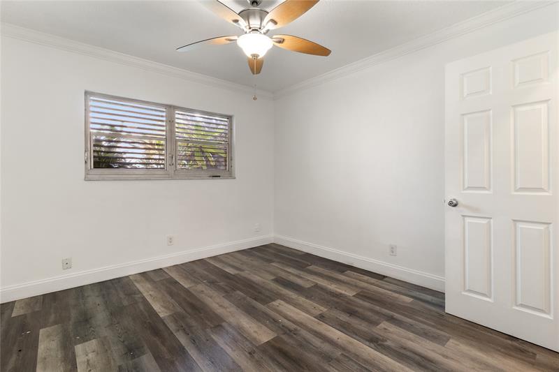 Image 13 of 21 For 1450 Atlantic Shores Blvd  117