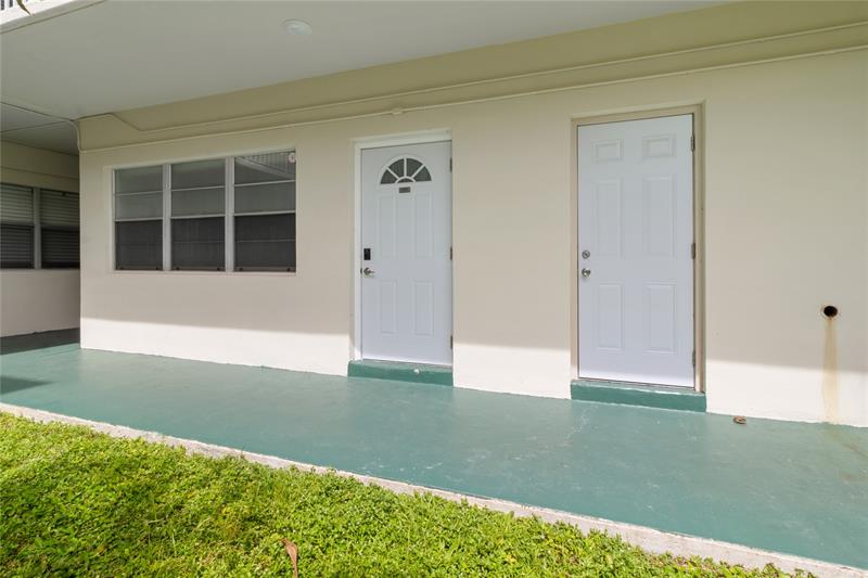 Image 2 of 21 For 1450 Atlantic Shores Blvd  117