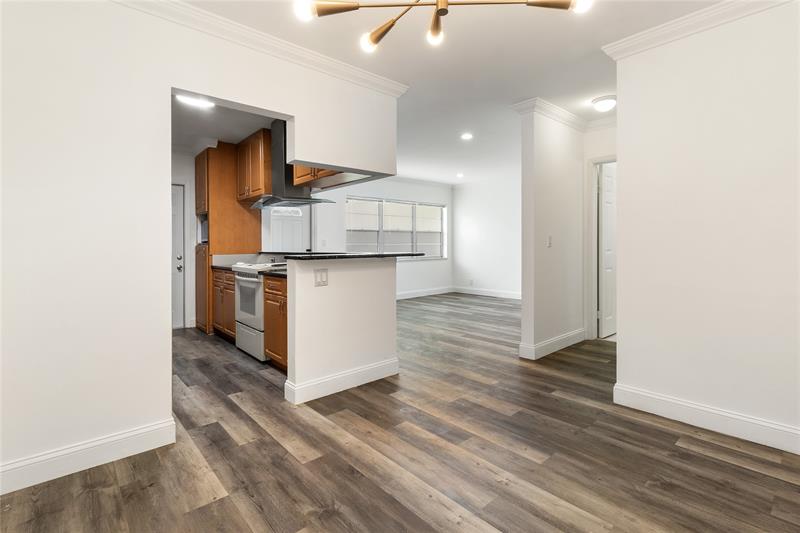 Image 9 of 21 For 1450 Atlantic Shores Blvd  117