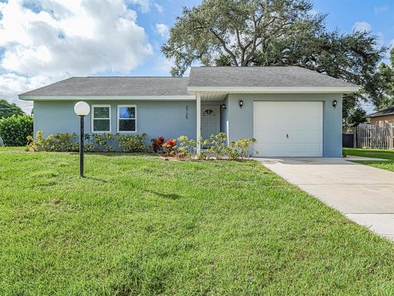 Details for 2725 1st Lane, Vero Beach, FL 32968