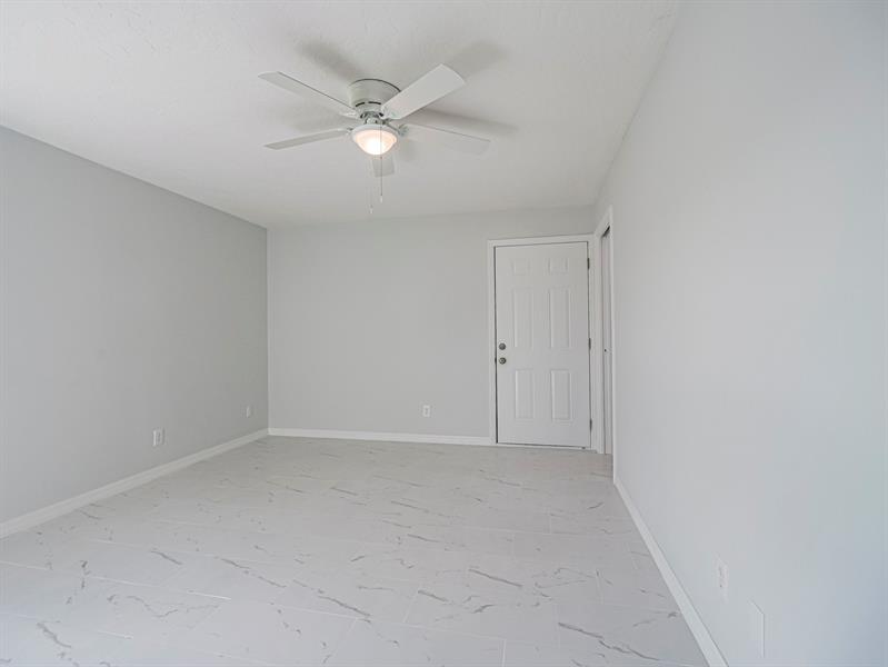 Image 15 of 32 For 2725 1st Lane