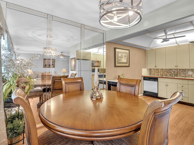 Image 25 of 100 For 4026 Ventnor H Ct  4026