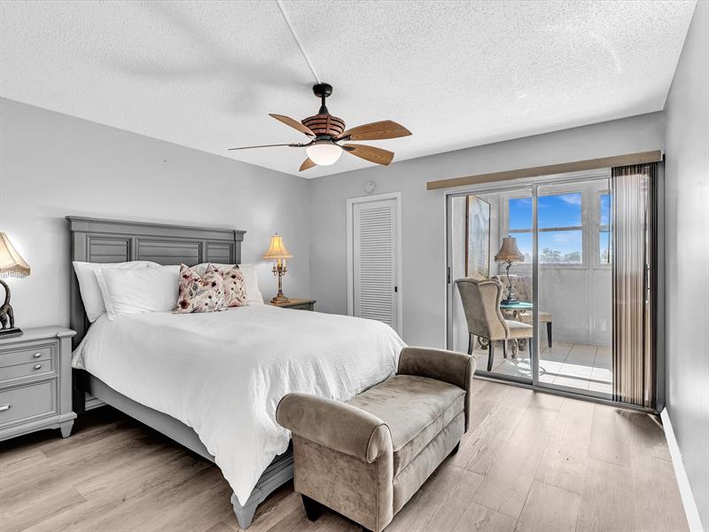 Image 35 of 100 For 4026 Ventnor H Ct  4026