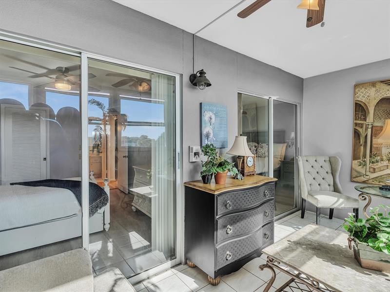 Image 44 of 100 For 4026 Ventnor H Ct  4026