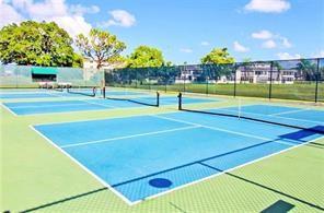 Image 67 of 100 For 4026 Ventnor H Ct  4026