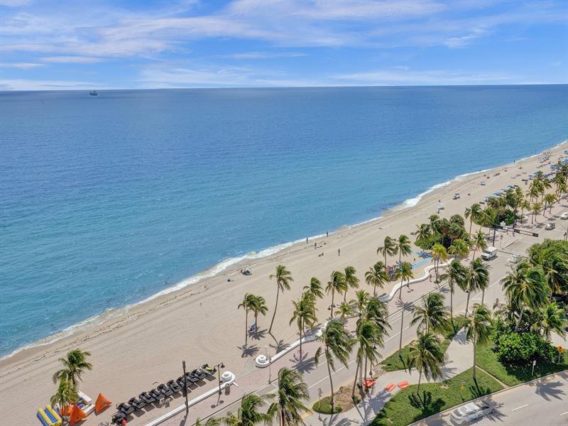 Image 16 of 39 For 209 Fort Lauderdale Beach Blvd  17g