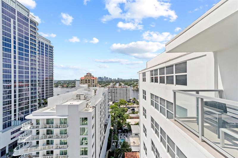Image 19 of 39 For 209 Fort Lauderdale Beach Blvd  17g